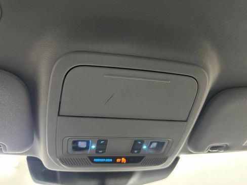 Used 2021 Ford Explorer XLT w/ Equipment Group 202A AWD/4WD image 53