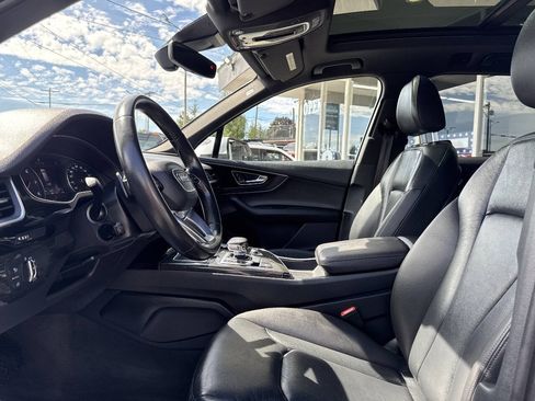 Used 2017 Audi Q7 3.0T Premium AWD/4WD image 32