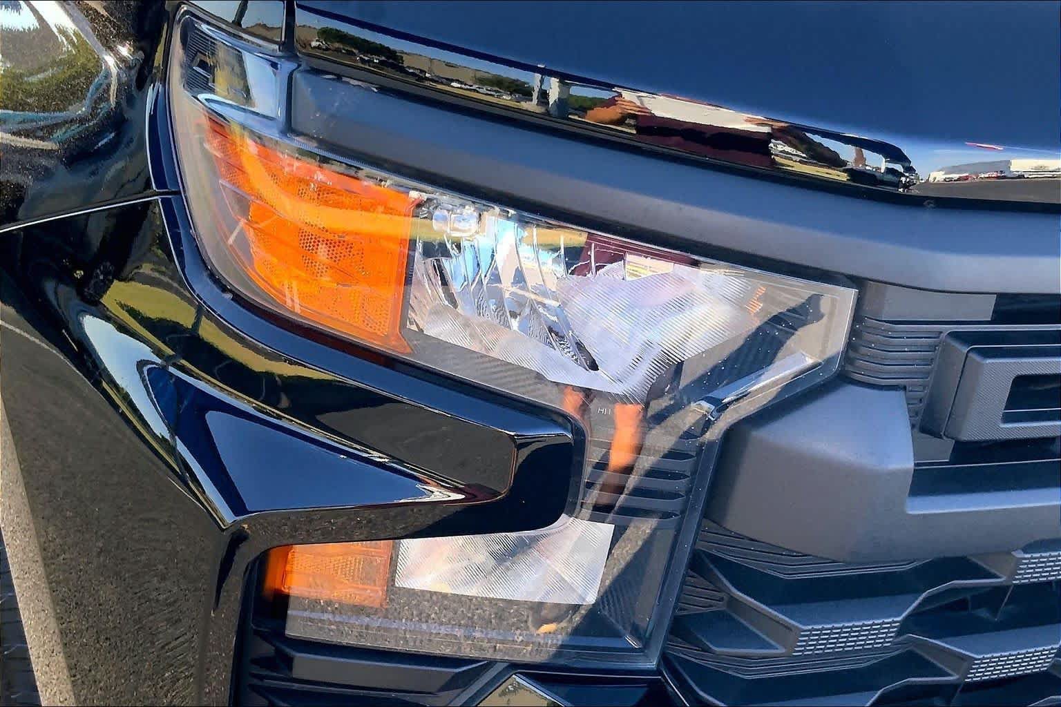 Used 2025 Chevrolet Silverado 1500 Custom RWD image 28