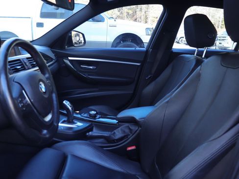 Used 2018 BMW 330i Sedan image 12