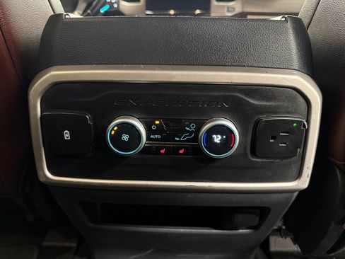 Used 2024 Ford Expedition Max Limited image 36