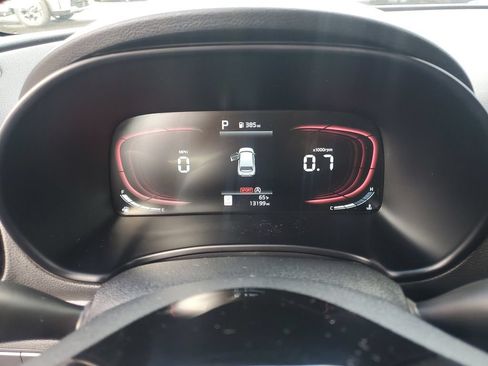 Used 2025 Kia Soul S FWD image 17