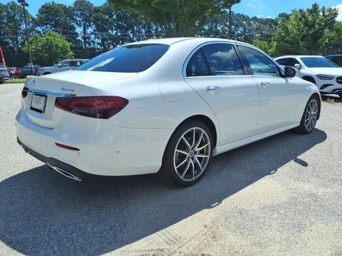 Used 2023 Mercedes-Benz E 350 4MATIC Sedan image 6