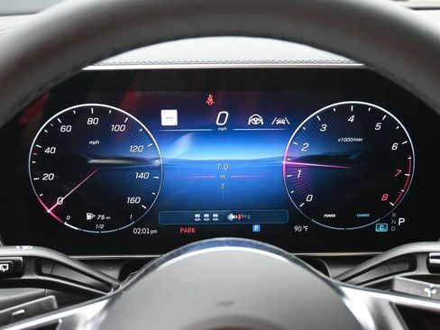 New 2025 Mercedes-Benz GLC 300 4MATIC image 9