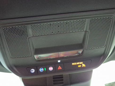 New 2026 Chevrolet Traverse LT w/ Driver Confidence Package image 29