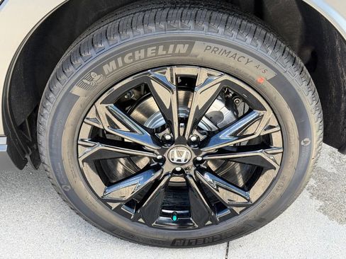 Certified 2026 Honda CR-V Sport Touring image 11
