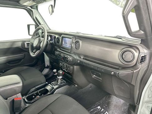 Used 2023 Jeep Wrangler Unlimited w/ Convenience Group image 29