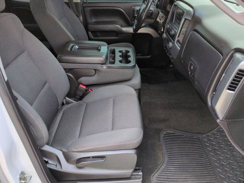 Used 2018 Chevrolet Silverado 1500 LT AWD/4WD image 25