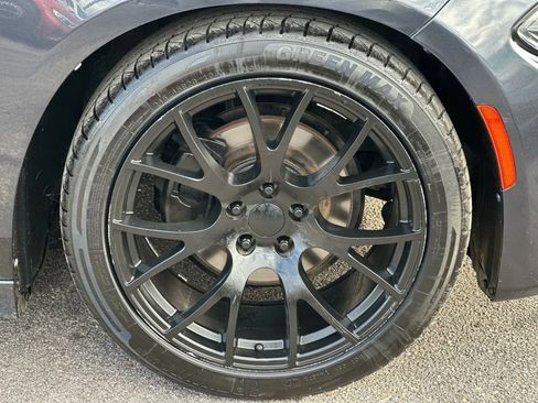 Used 2019 Dodge Charger SXT image 27