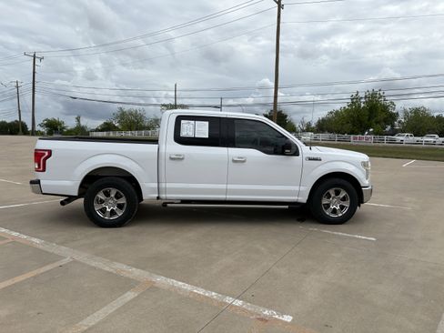 Used 2016 Ford F150 XLT w/ Equipment Group 301A Mid image 5
