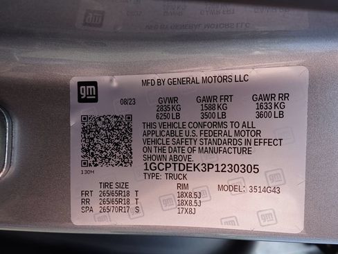 Used 2023 Chevrolet Colorado Z71 w/ Z71 Convenience Package 2 AWD/4WD image 18