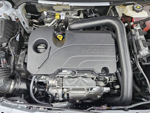 New 2026 Chevrolet Equinox ACTIV w/ Convenience Package III FWD image 27