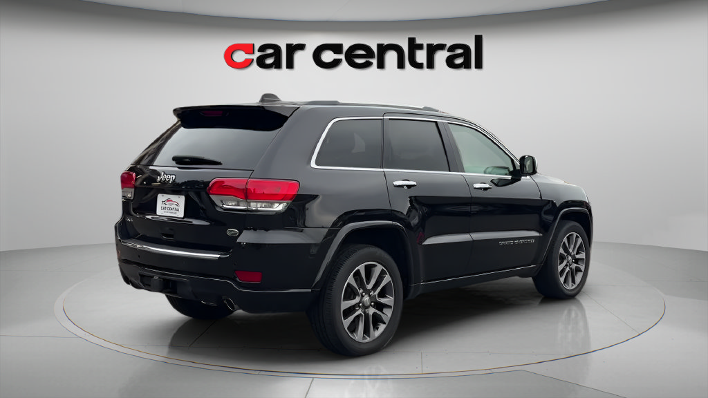 Used 2018 Jeep Grand Cherokee Overland AWD/4WD image 5
