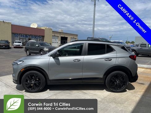 Used 2024 Buick Encore GX Sport Touring w/ Comfort Package AWD/4WD image 8