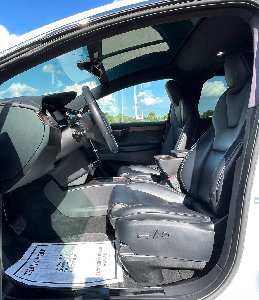 Used 2020 Tesla Model X Long Range AWD/4WD image 16