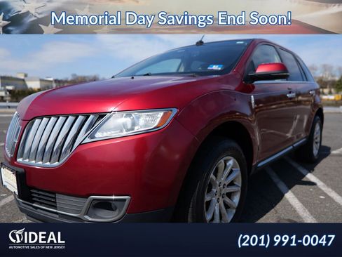 Used 2013 Lincoln MKX AWD image 3