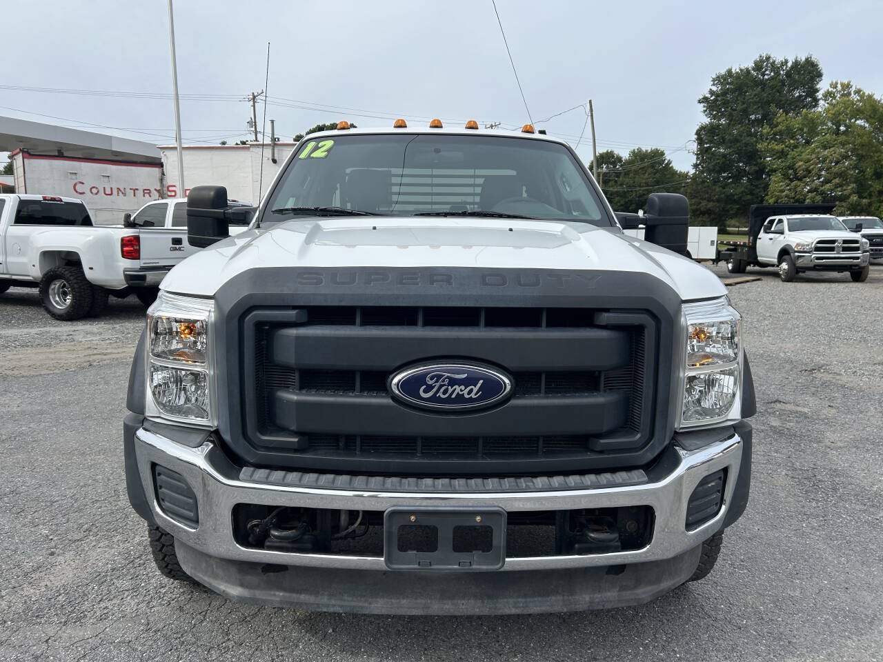 Used 2012 Ford F550 4x4 SuperCab Super Duty w/ XL Value Pkg image 3