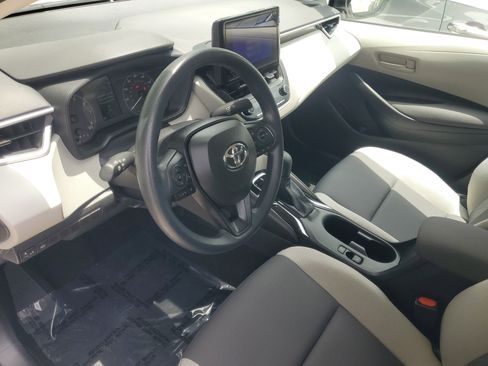Certified 2025 Toyota Corolla LE w/ Convenience Package FWD image 16