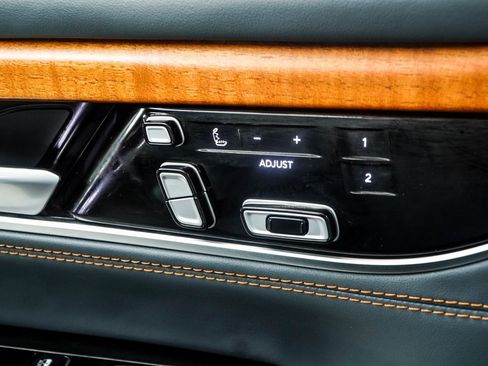 Used 2022 Jeep Grand Wagoneer Series II w/ Convenience Group III image 47