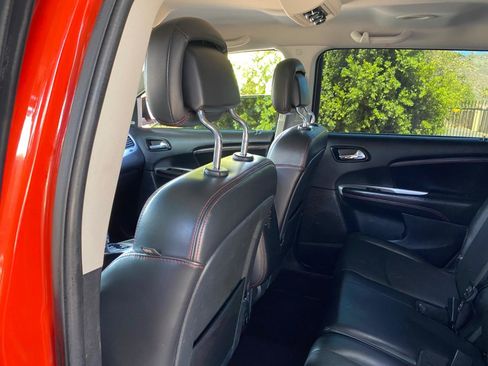 Used 2018 Dodge Journey GT FWD image 28