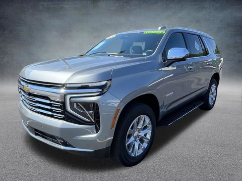 Used 2026 Chevrolet Tahoe Premier AWD/4WD image 3