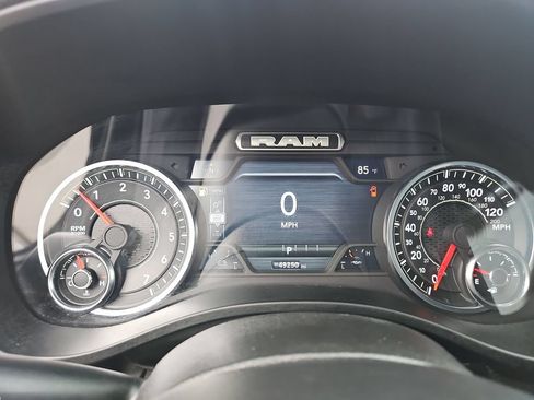 Used 2025 RAM 1500 Big Horn AWD/4WD image 15