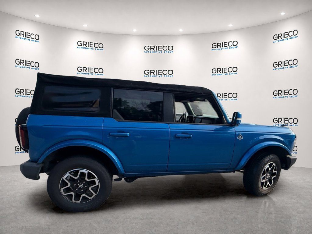 Used 2022 Ford Bronco Outer Banks AWD/4WD image 8