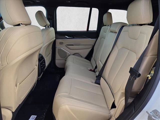 New 2026 Jeep Grand Cherokee Limited RWD image 16
