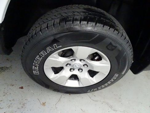 Certified 2023 RAM 1500 Tradesman image 26