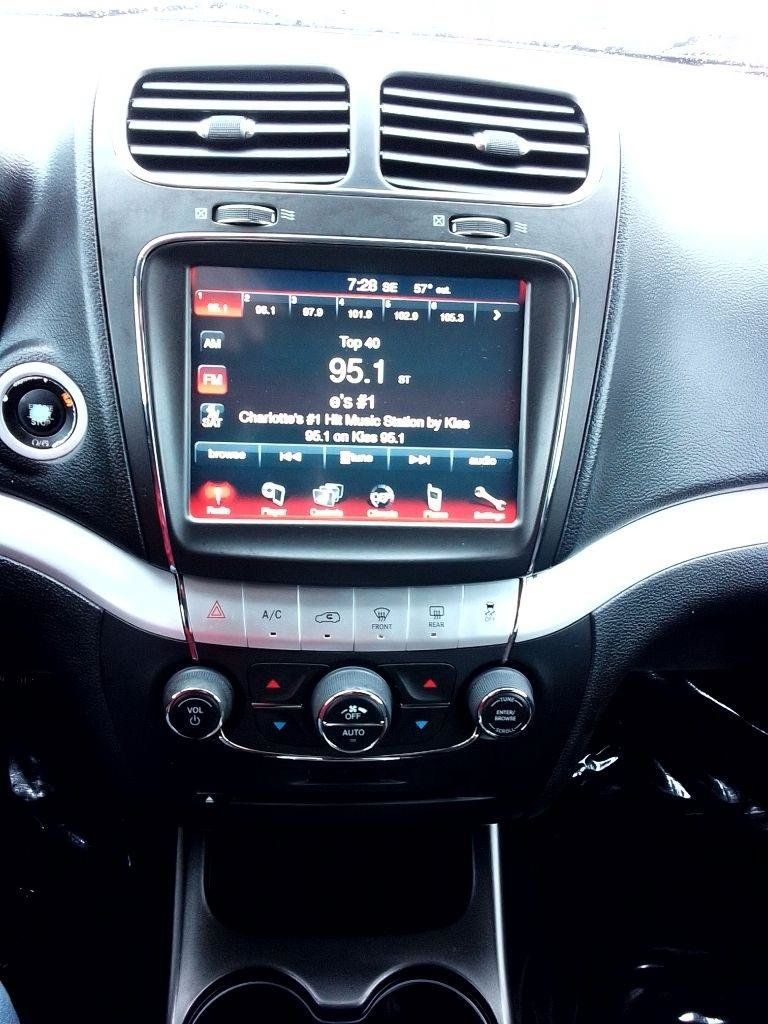 Used 2018 Dodge Journey GT FWD image 10
