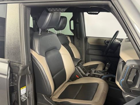 Used 2024 Ford Bronco Wildtrak AWD/4WD image 30