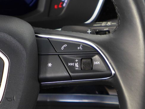 Used 2022 Audi Q3 2.0T Premium w/ Convenience Package image 28