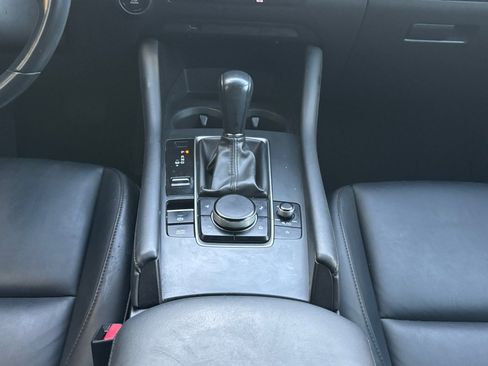 Used 2021 MAZDA MAZDA3 s image 5