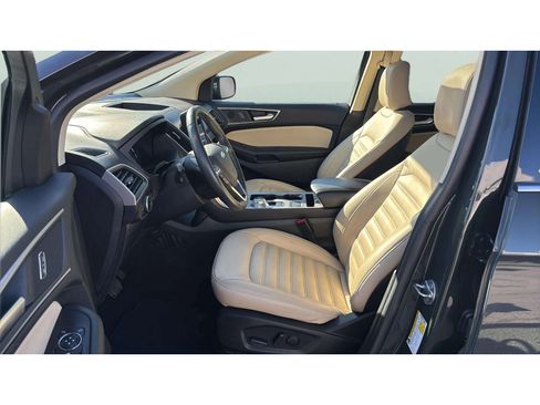 Used 2024 Ford Edge SEL w/ Convenience Package AWD/4WD image 11