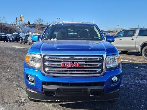 Used 2018 GMC Canyon SLE w/ SLE Convenience Package image 2