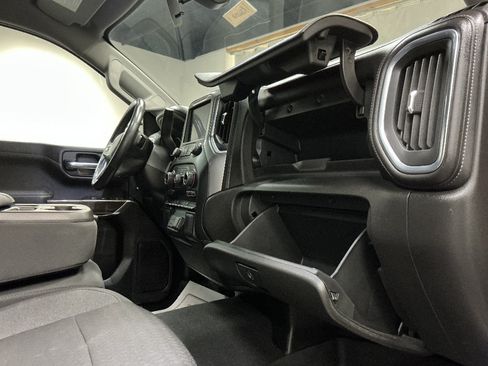 Used 2022 Chevrolet Silverado 1500 RST AWD/4WD image 35