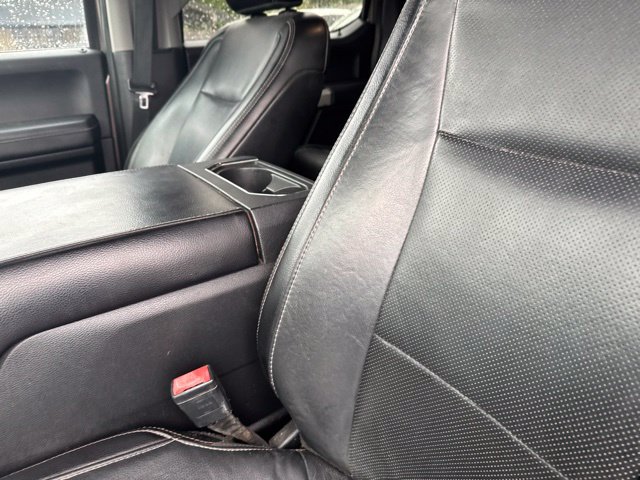 Used 2018 Ford F350 Lariat w/ Lariat Value Package AWD/4WD image 5