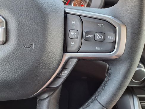 Used 2025 RAM 1500 Big Horn AWD/4WD image 12