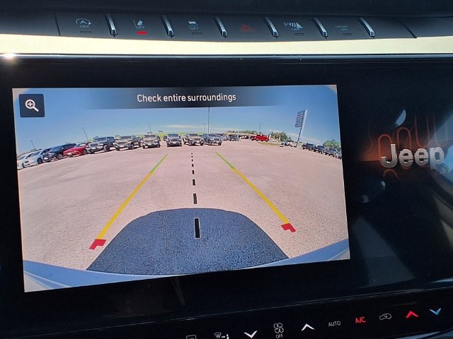 New 2027 Jeep Grand Cherokee Altitude RWD image 17