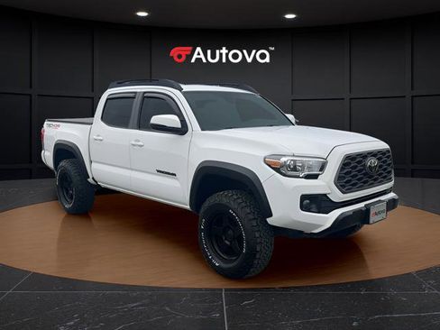 Used 2019 Toyota Tacoma TRD Off-Road image 7