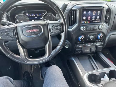 Used 2021 GMC Sierra 1500 AT4 w/ AT4 Value Package AWD/4WD image 5
