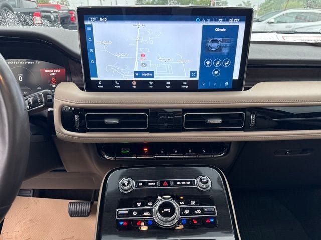 Used 2022 Lincoln Nautilus Reserve w/ Equipment Group 201A AWD/4WD image 14