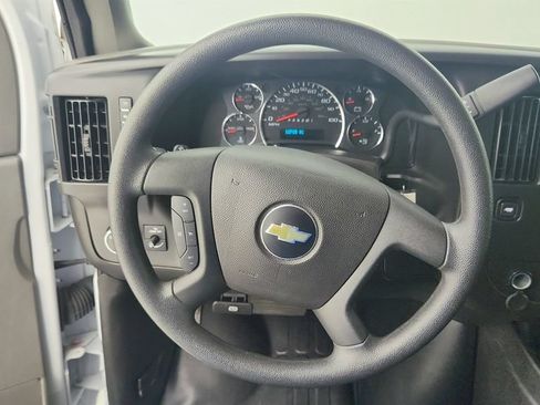 Used 2025 Chevrolet Express 2500 w/ Driver Convenience Package RWD image 13