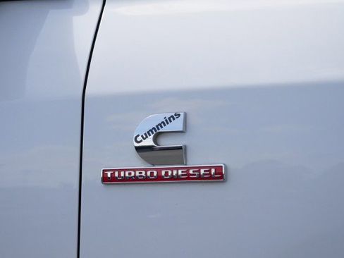 Used 2022 RAM 3500 Tradesman RWD image 30