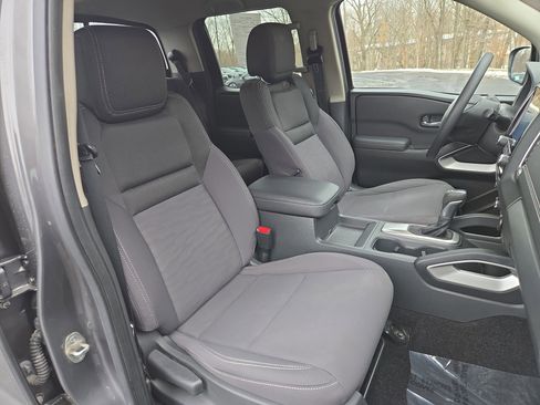 Used 2022 Nissan Frontier SV w/ Technology Package image 24