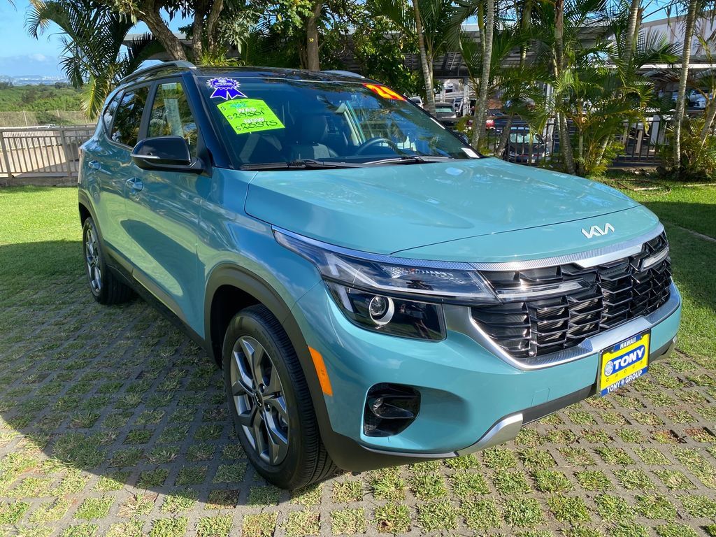 Used 2024 Kia Seltos S AWD/4WD image 1
