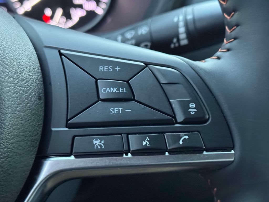 Used 2025 Nissan Sentra SR FWD image 21