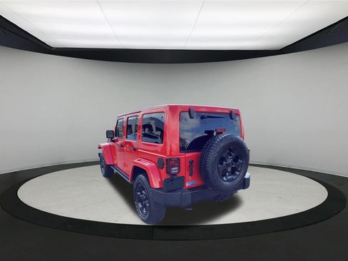 Used 2015 Jeep Wrangler Unlimited Sahara image 6