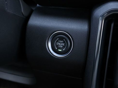 New 2026 GMC Acadia AT4 w/ Luxury Package AWD/4WD image 16