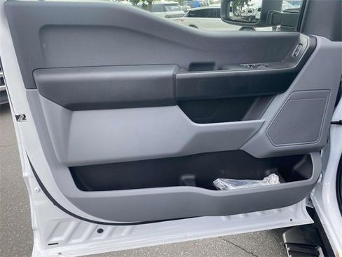 New 2025 Ford F450 XL image 7